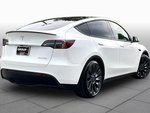 Used 2024 Tesla Model Y Performance AWD/4WD image 12