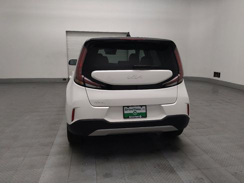 Used 2025 Kia Soul LX image 6