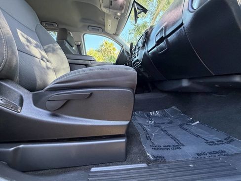 Used 2018 Chevrolet Silverado 1500 LT w/ All Star Edition image 15