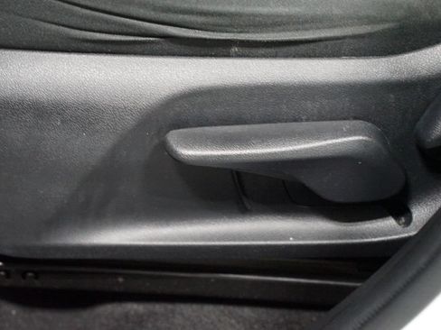 Certified 2024 Toyota RAV4 LE FWD image 31