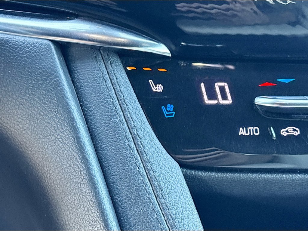 Used 2020 Cadillac XT6 Sport AWD/4WD image 21