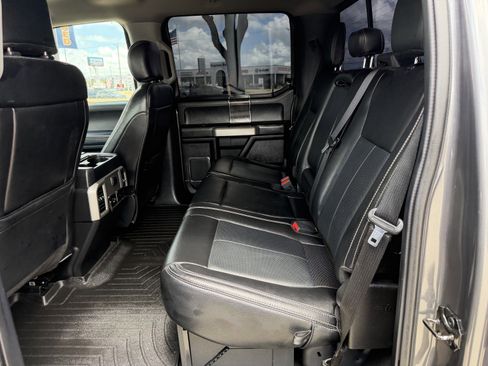 Used 2021 Ford F250 Lariat w/ Lariat Value Package AWD/4WD image 12