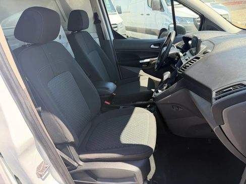 Used 2022 Ford Transit Connect XLT FWD image 18