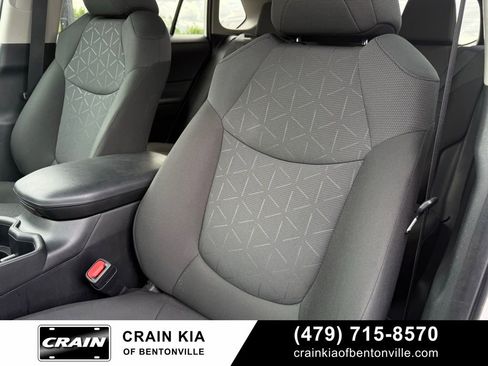 Used 2024 Toyota RAV4 XLE FWD image 24