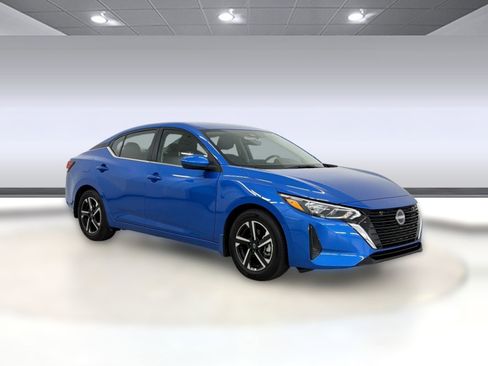 Used 2025 Nissan Sentra SV w/ All-Weather Package FWD image 7