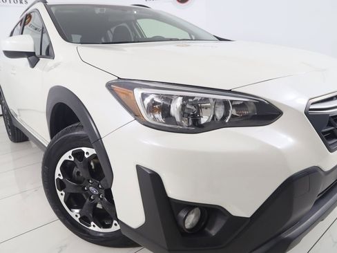 Used 2023 Subaru Crosstrek 2.0i Premium image 14
