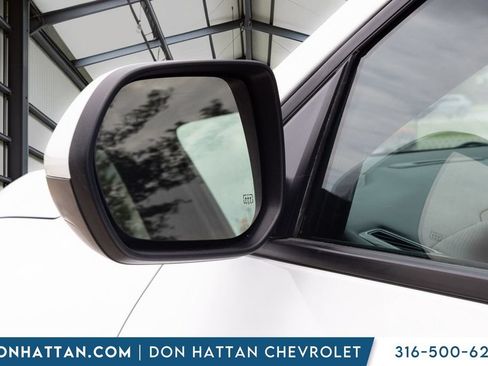 Used 2025 Chevrolet Equinox LT AWD/4WD image 27