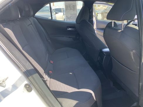 Used 2022 Toyota Corolla SE FWD image 19