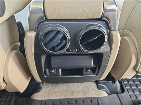 Used 2012 Land Rover LR4 HSE image 18