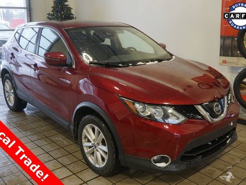 Used 2019 Nissan Rogue Sport SV image 1
