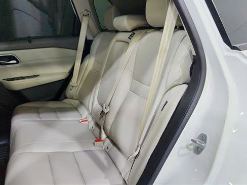 Certified 2021 Nissan Rogue SL FWD image 24