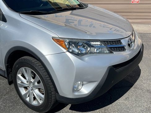 Used 2015 Toyota RAV4 Limited AWD/4WD image 10
