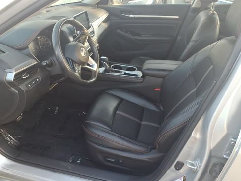 Certified 2024 Nissan Altima 2.5 SR FWD image 6