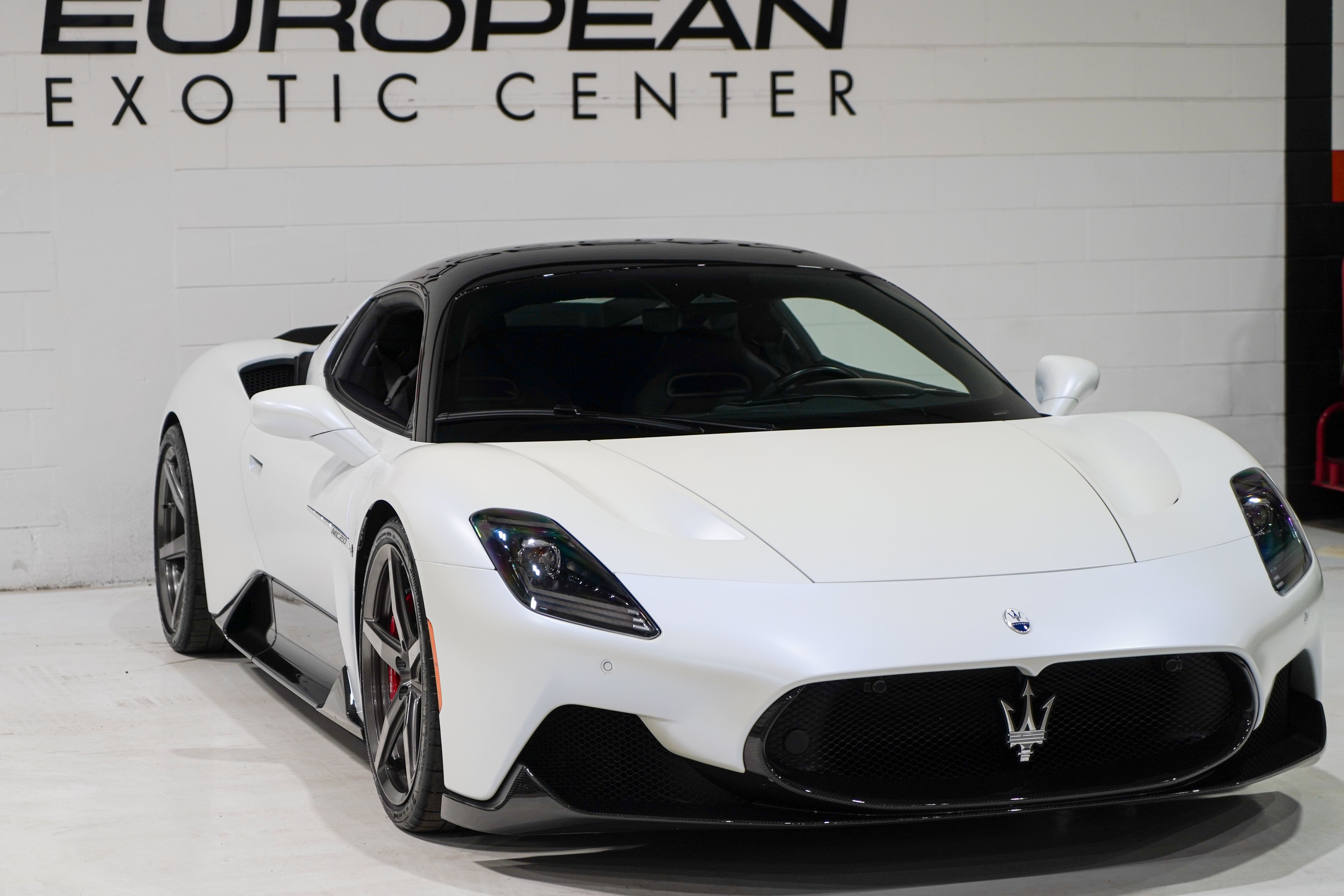 Used 2023 Maserati MC20 Coupe RWD image 34