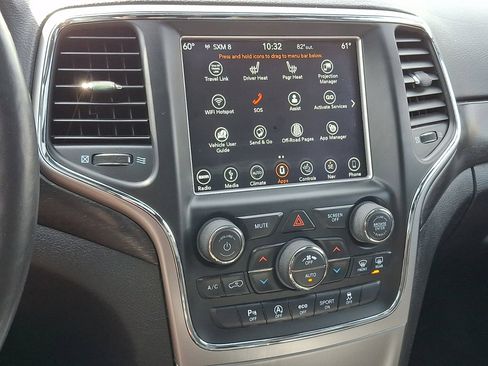 Used 2018 Jeep Grand Cherokee Altitude AWD/4WD image 28