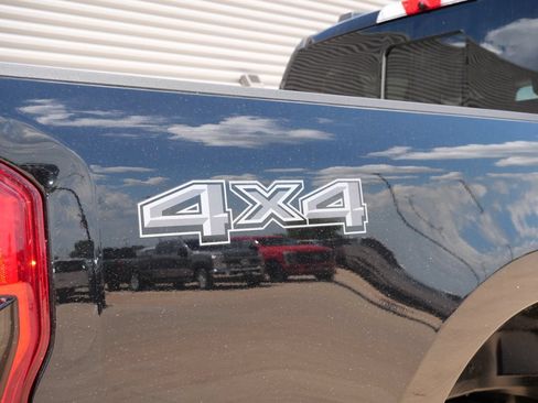 New 2026 Ford F250 Lariat w/ Black Appearance Package AWD/4WD image 11