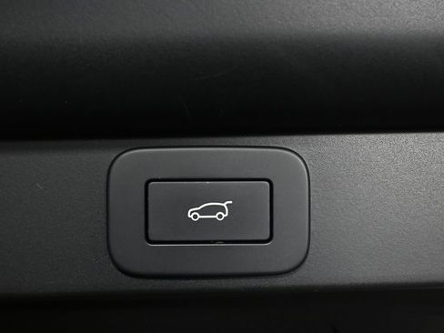Used 2024 Land Rover Range Rover SE AWD/4WD image 29