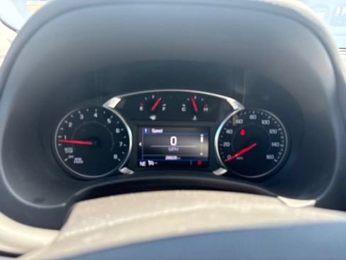 Used 2024 GMC Terrain SLE FWD image 12