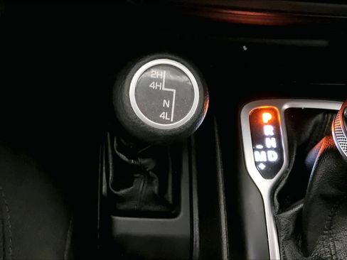 Used 2018 Jeep Wrangler Unlimited Sport S AWD/4WD image 33