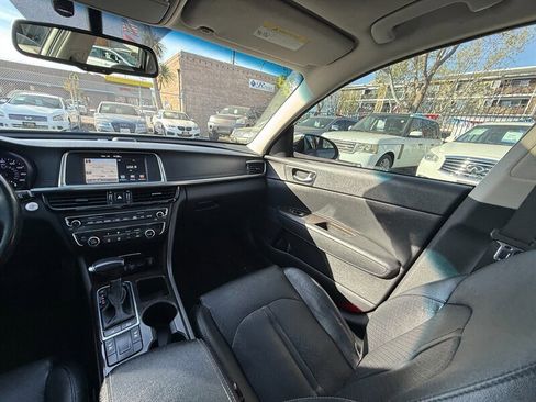 Used 2016 Kia Optima EX w/ Premium Package image 16