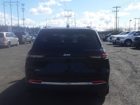 Used 2022 Jeep Grand Cherokee Limited 4xe w/ MOPAR Finishing Package image 5