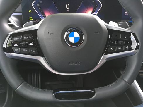 Used 2025 BMW 330i xDrive Sedan AWD/4WD image 13