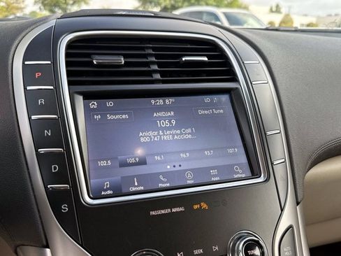 Used 2020 Lincoln Nautilus FWD w/ Equipment Group 101A image 23