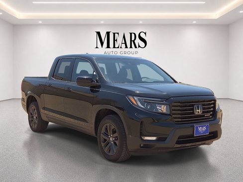 Used 2023 Honda Ridgeline Sport image 7