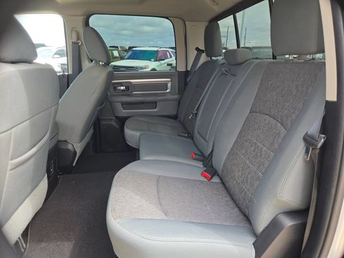 Used 2016 RAM 1500 Lone Star RWD image 13