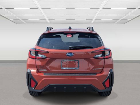 Used 2025 Subaru Crosstrek 2.0i Premium image 4