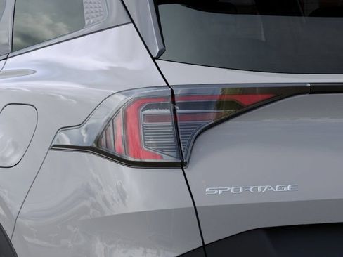 New 2027 Kia Sportage S FWD image 11
