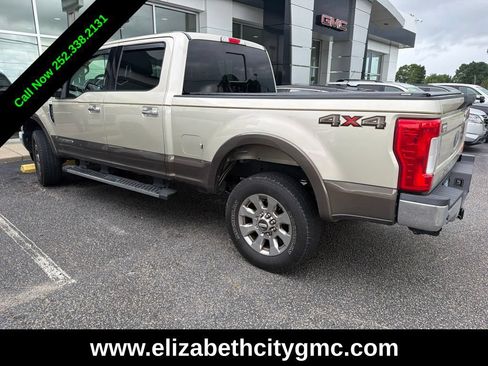 Used 2017 Ford F250 Lariat w/ Lariat Ultimate Package AWD/4WD image 6
