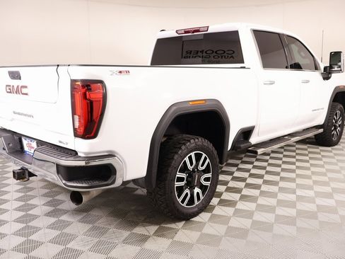 Used 2021 GMC Sierra 2500 SLT w/ SLT Convenience Package image 22