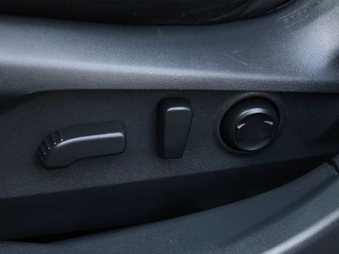 Used 2023 Subaru Outback Premium AWD/4WD image 14