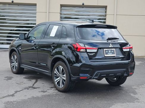 Used 2025 Mitsubishi Outlander Sport ES AWD/4WD image 3