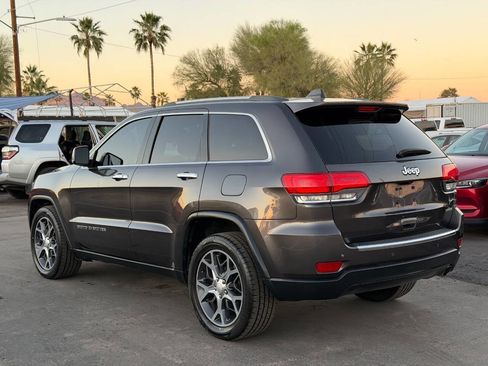 Used 2019 Jeep Grand Cherokee Limited image 6