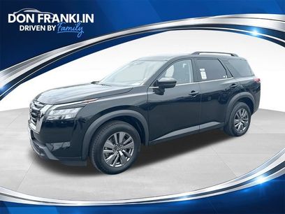 Certified 2025 Nissan Pathfinder SV