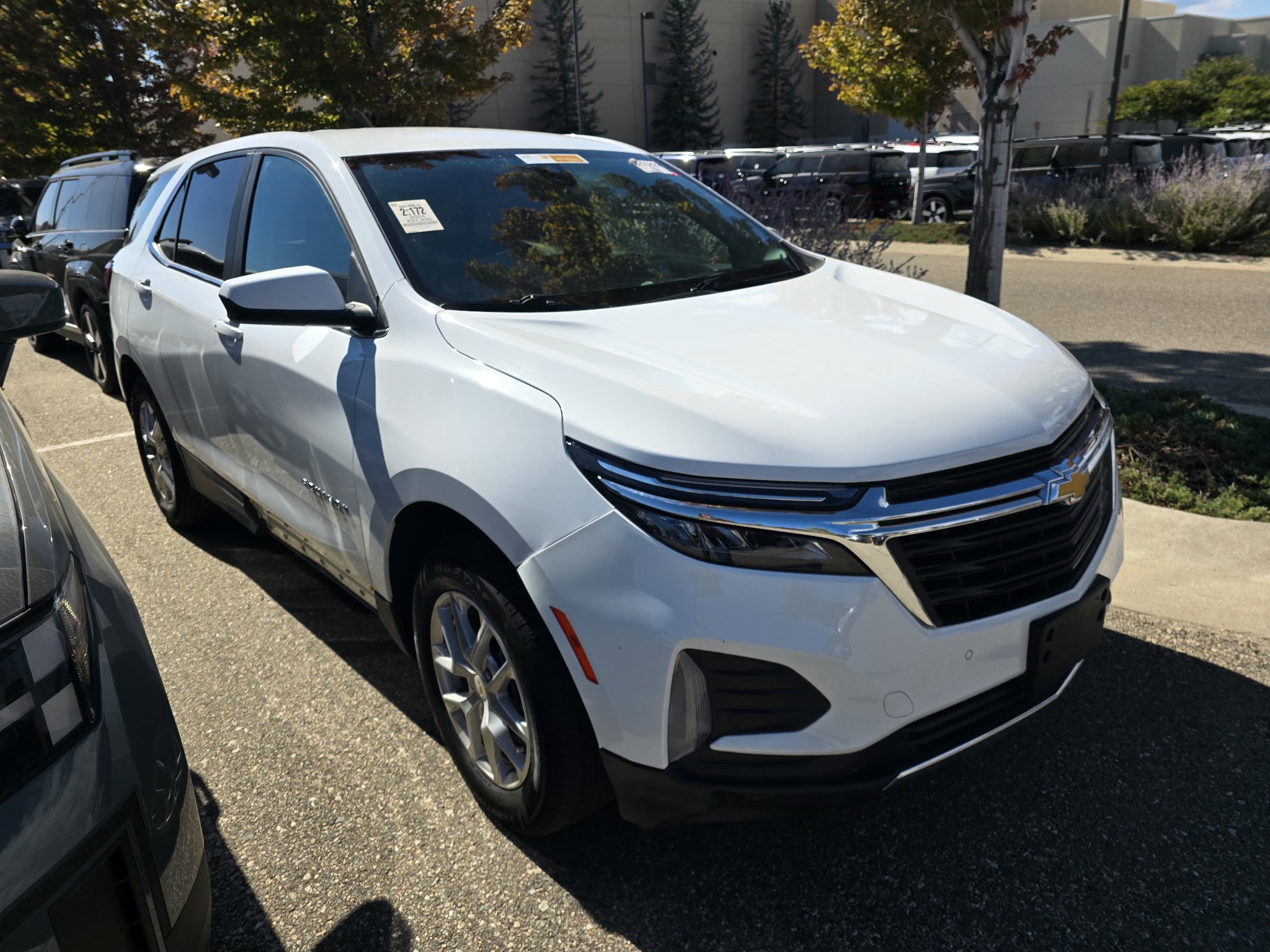 Used 2024 Chevrolet Equinox LT AWD/4WD image 7