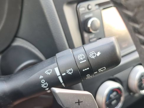 Used 2014 Subaru Crosstrek Touring AWD/4WD image 27