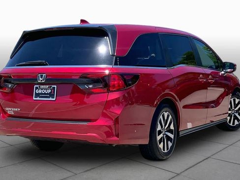 Used 2025 Honda Odyssey EX-L image 12