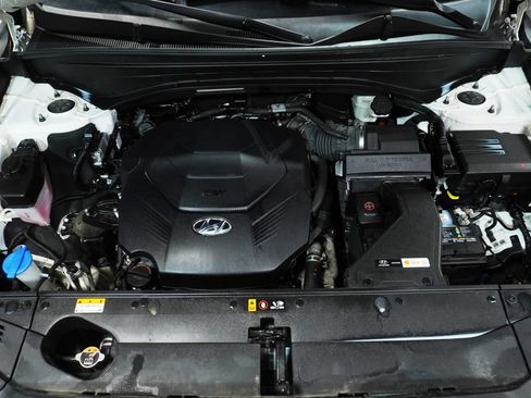 Used 2023 Toyota RAV4 XLE w/ Convenience Package AWD/4WD image 17