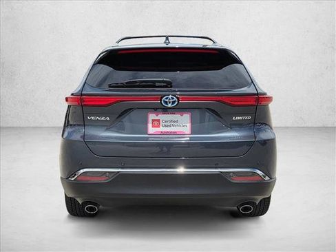 Certified 2024 Toyota Venza Limited AWD/4WD image 7