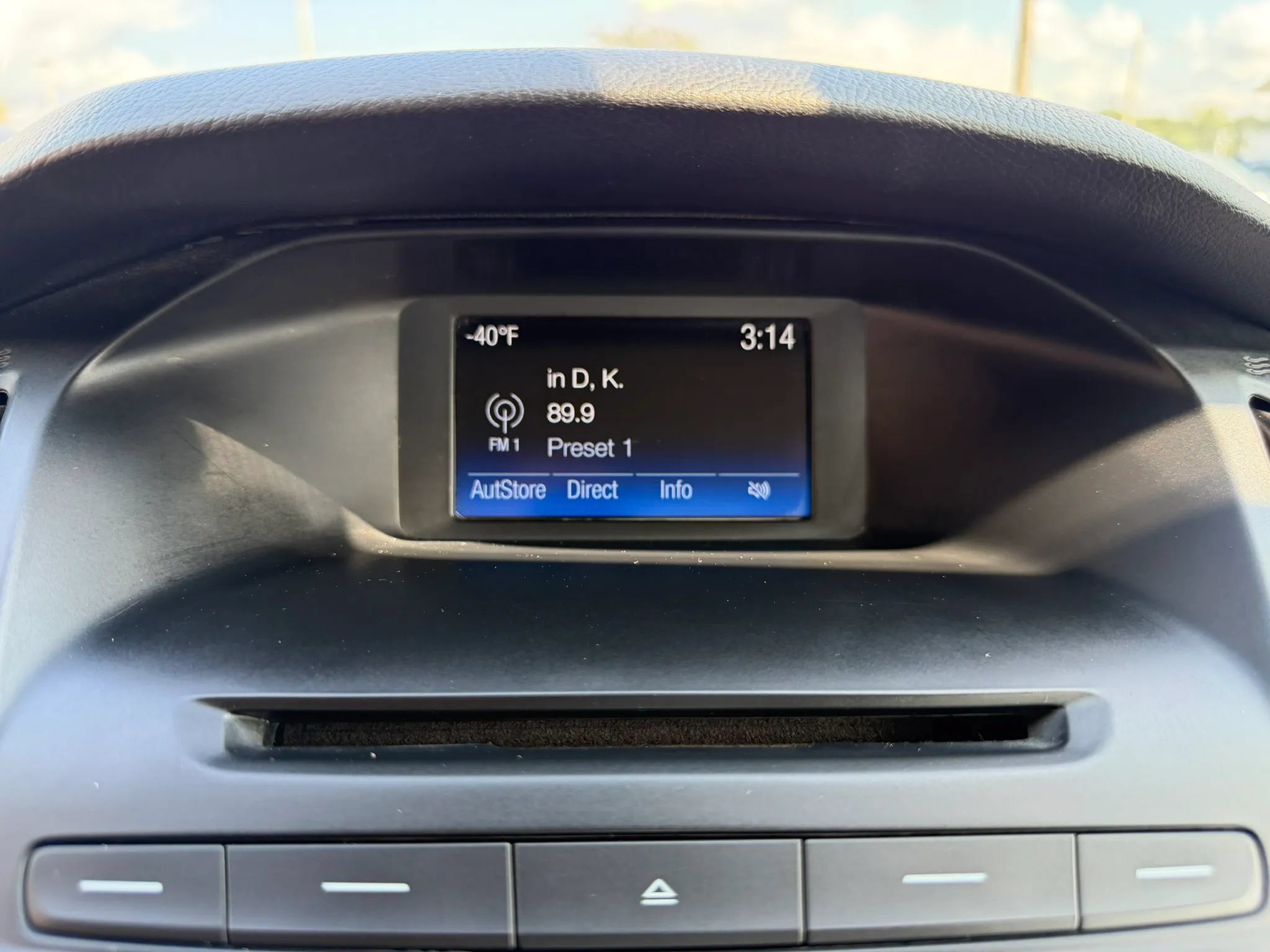 Used 2016 Ford Focus SE w/ SE Cold Weather Package FWD image 19