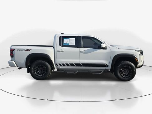 Used 2022 Nissan Frontier PRO-4X w/ Technology Package image 3