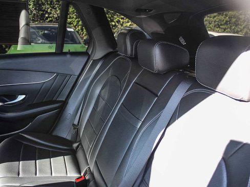 Used 2022 Mercedes-Benz GLC 300 GLC 300 image 18