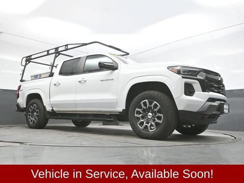 Used 2024 Chevrolet Colorado Z71 w/ Advanced Trailering Package AWD/4WD image 38