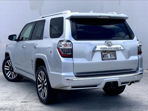 Used 2023 Toyota 4Runner Limited RWD image 4
