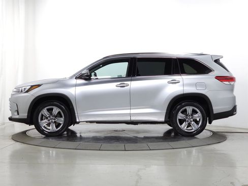 Used 2019 Toyota Highlander Limited image 5