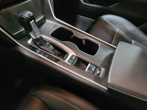Used 2019 Honda Accord Sport image 26