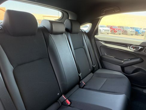 Used 2025 Honda Civic Sport image 37